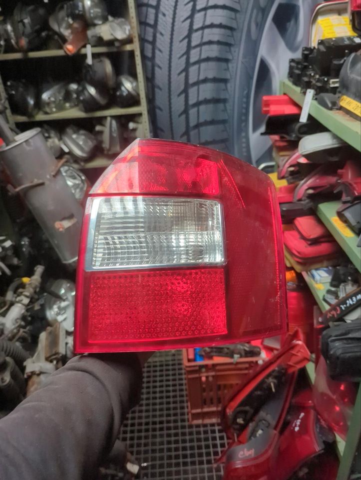 Audi A4 Kombi Rücklicht Rechts