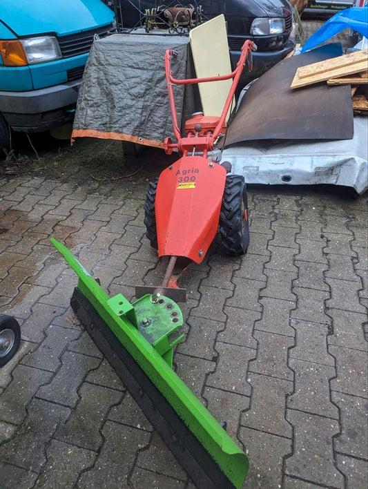 Agria 300 schneeschild