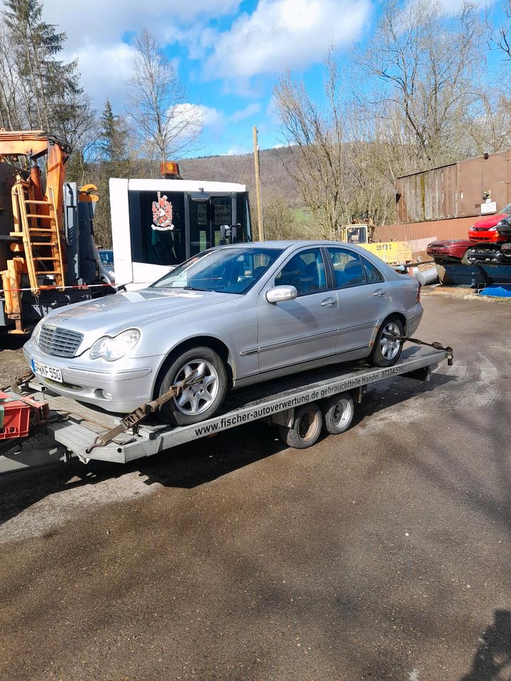 Mercedes W203 Schlachtfest