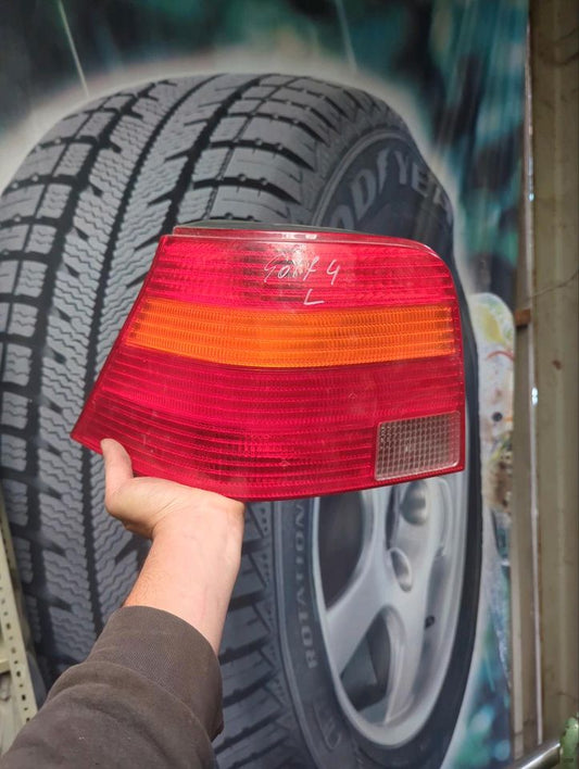 Golf 4 Rücklicht links