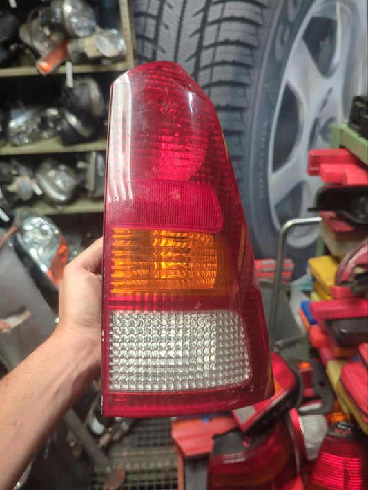 Ford Focus Kombi Rücklicht Rechts